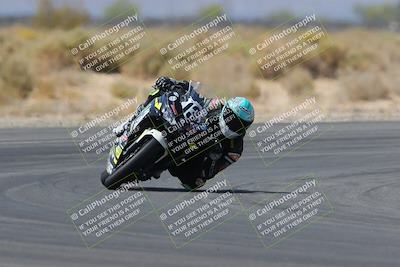 media/Apr-16-2023-CVMA (Sun) [[6bd2238b8d]]/Race 11 500 Supersport-350 Supersport/